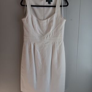 Banana Republic Sleeveless Elegant White Sleeveless Dress Size 8
